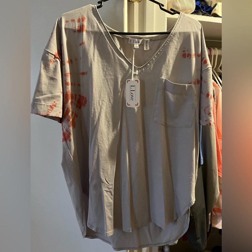 L-Love top, size large